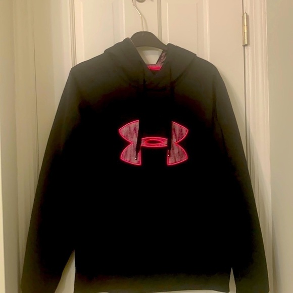 Under Armour Cold  gear hoodie size M black/pink like new - Picture 1 of 9